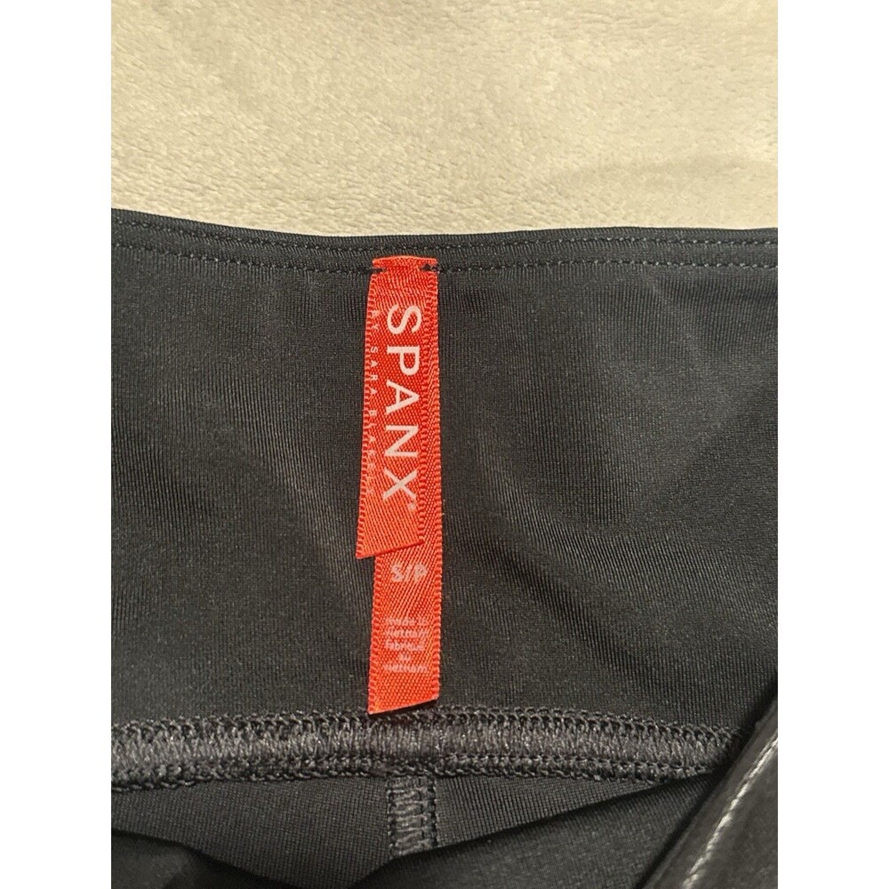 SPANX Body-Control Black Coated Faux Leather High‎ Waist Ankle Leggings Size S - Picture 2 of 8